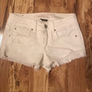White American Eagle Shorts